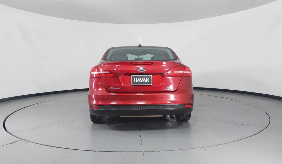 Ford Focus 2.0 SE LUXURY AT Sedan 2016