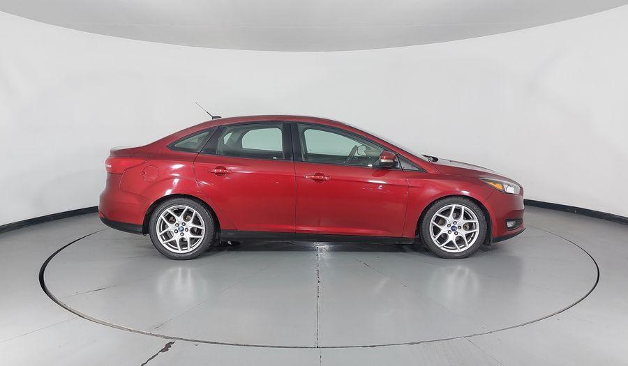 Ford Focus 2.0 SE LUXURY AT Sedan 2016