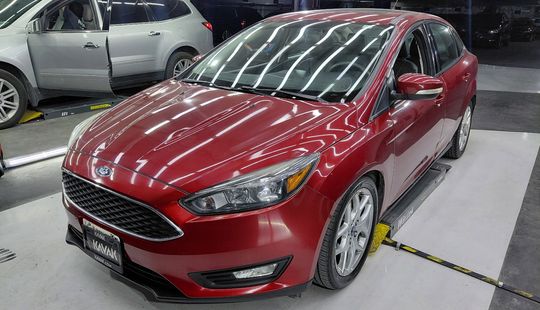 Ford • Focus