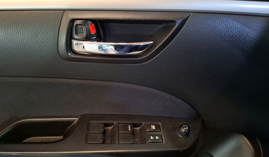 Suzuki Swift 1.4 GLX AT Hatchback 2013