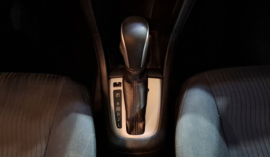 Suzuki Swift 1.4 GLX AT Hatchback 2013