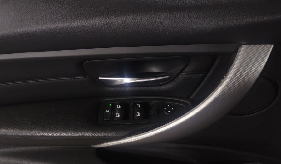 Bmw Serie 3 2.0 328IA M SPORT Sedan 2014