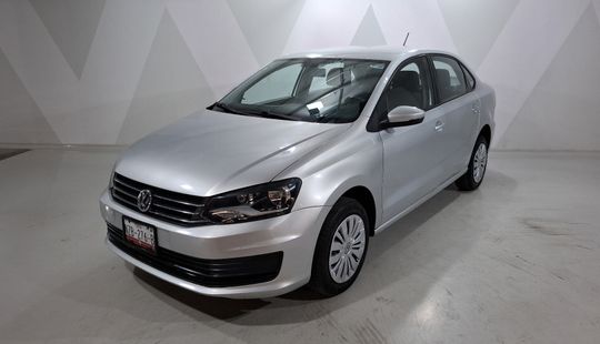 Volkswagen • Vento