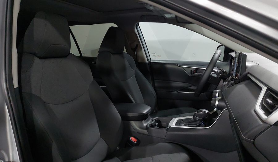 Toyota Rav4 2.5 XLE AUTO Suv 2021