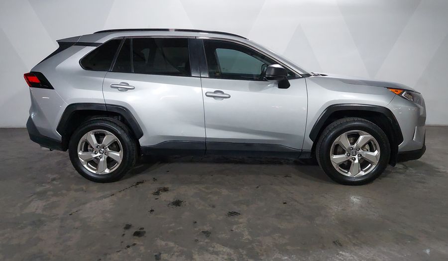 Toyota Rav4 2.5 XLE AUTO Suv 2021