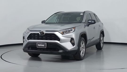 Toyota • RAV4