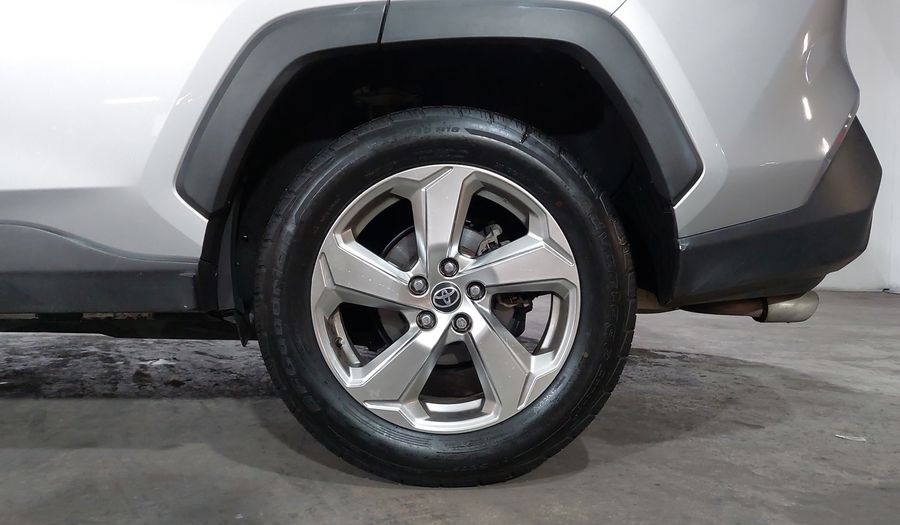 Toyota Rav4 2.5 XLE AUTO Suv 2021