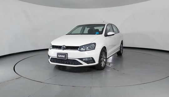 Volkswagen • Vento
