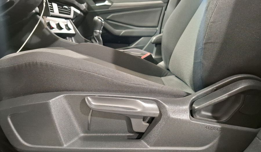 Volkswagen Jetta 1.4 COMFORTLINE Sedan 2019