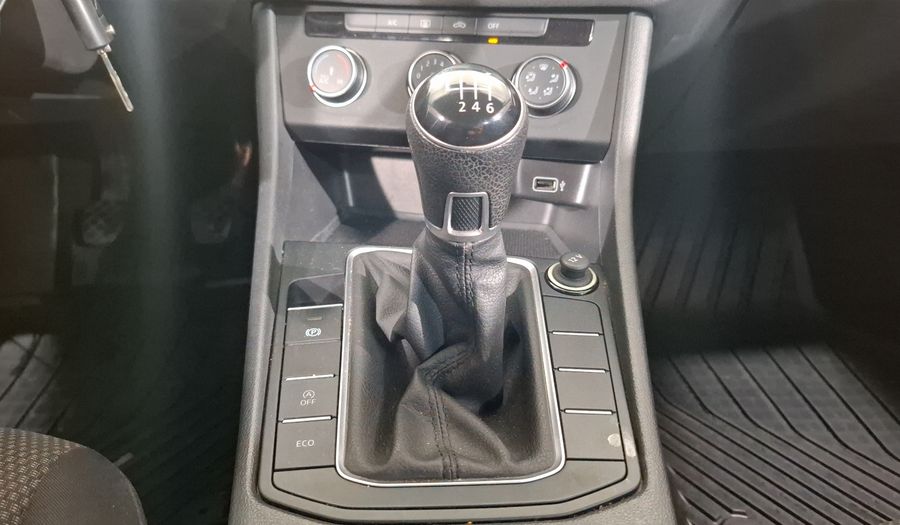 Volkswagen Jetta 1.4 COMFORTLINE Sedan 2019