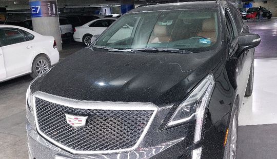Cadillac • XT5