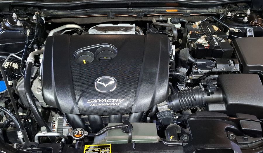 Mazda 3 2.5 SEDÁN S TA Sedan 2016