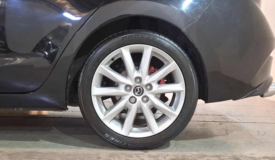 Mazda 3 2.5 SEDÁN S TA Sedan 2016