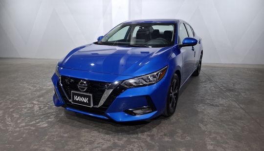 Nissan • Sentra