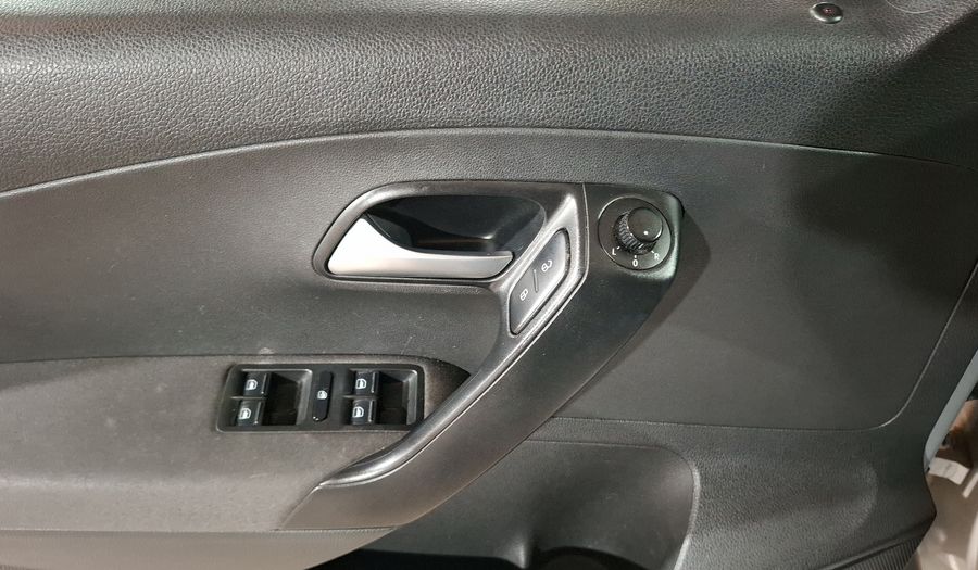 Volkswagen Polo 1.6 DESIGN & SOUND AUTO Hatchback 2019