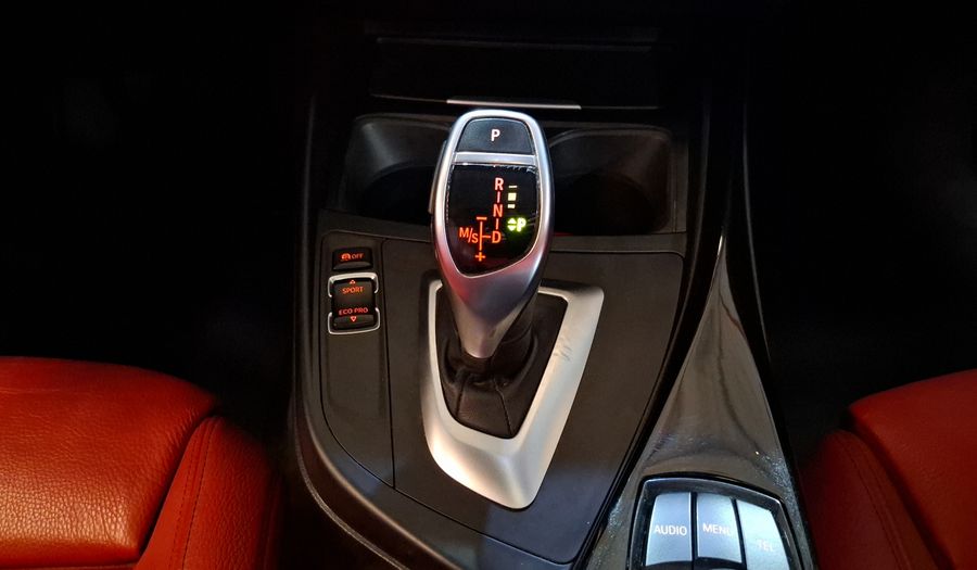Bmw Serie 1 2.0 120IA SPORT LINE AUTO Hatchback 2017