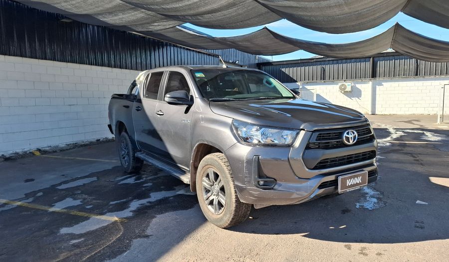 Toyota Hilux 2.4 TDI SR C/D Pickup 2022