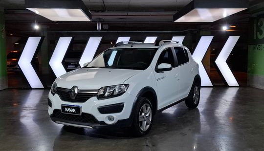 Renault • Sandero Stepway