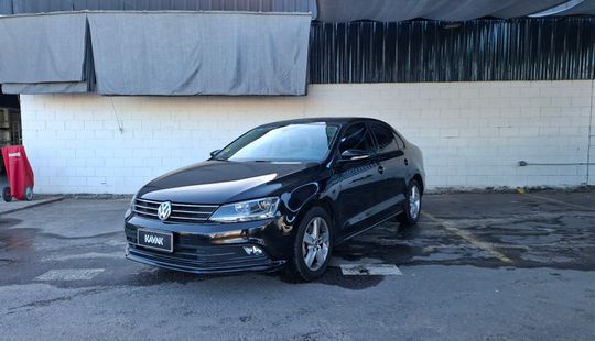 Volkswagen • Vento