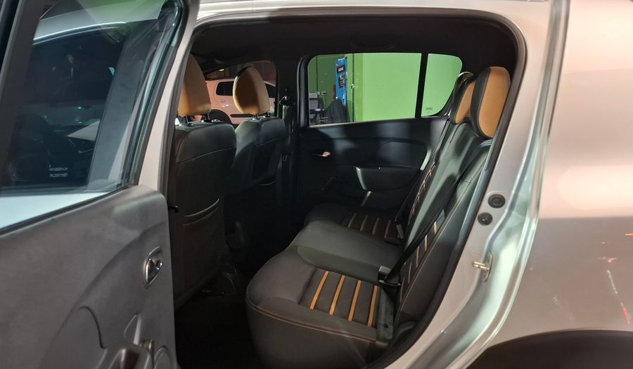 Renault Sandero Stepway 1.6 ZEN Hatchback 2022