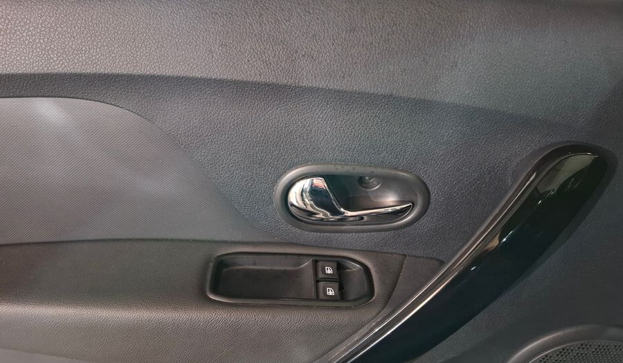 Renault Sandero Stepway 1.6 ZEN Hatchback 2022