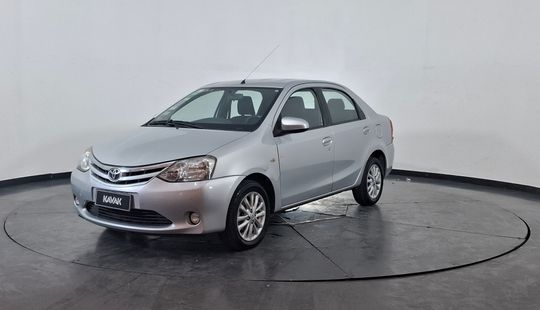 Toyota • Etios