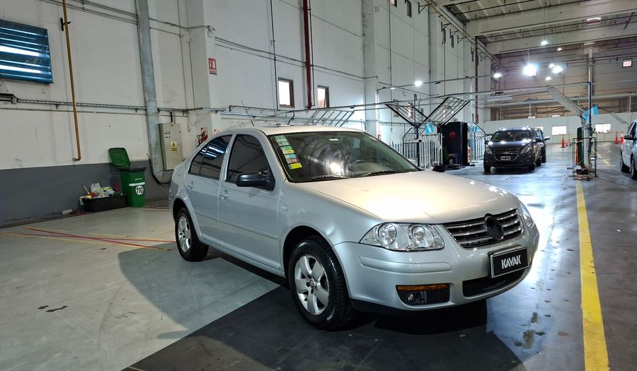 Volkswagen Bora 2.0 TRENDLINE Sedan 2011