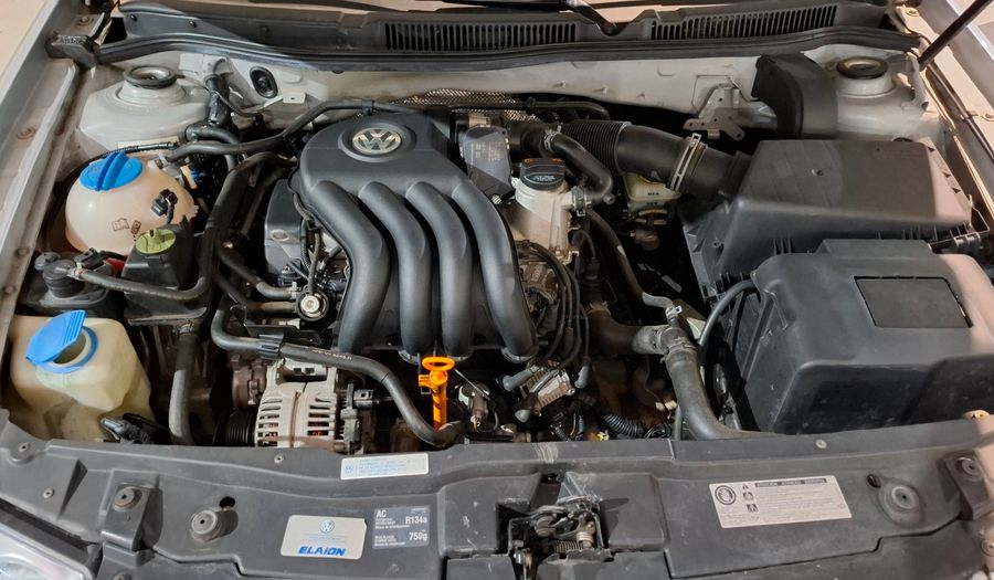 Volkswagen Bora 2.0 TRENDLINE Sedan 2011