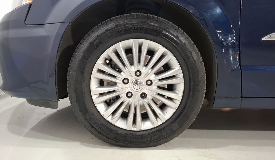 Chrysler Town & Country 3.6 LIMITED Minivan 2013