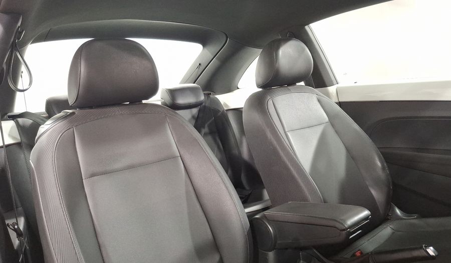 Volkswagen Beetle 2.5 SPORT TIPTRONIC Hatchback 2015