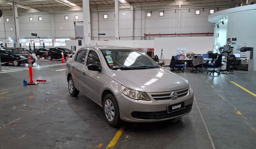 Volkswagen Voyage 1.6 COMFORTLINE + PLUS Sedan 2012