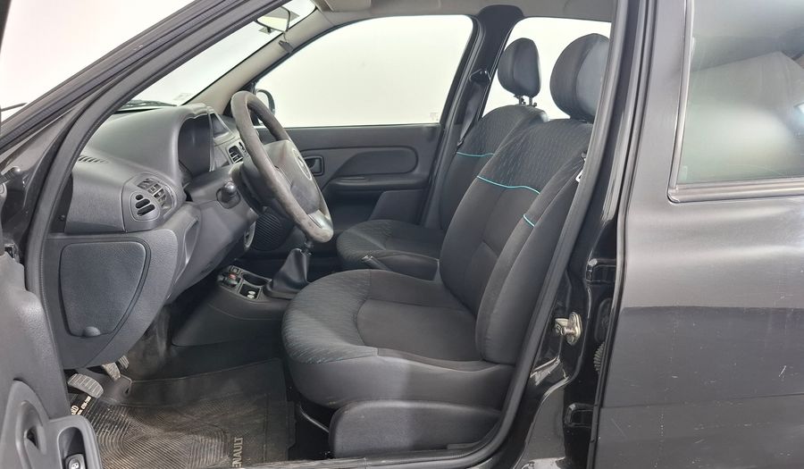 Renault Clio 1.1 DYNAMIQUE Hatchback 2015