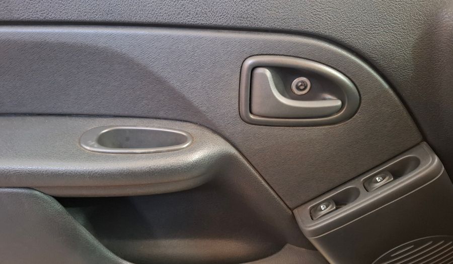 Renault Clio 1.1 DYNAMIQUE Hatchback 2015