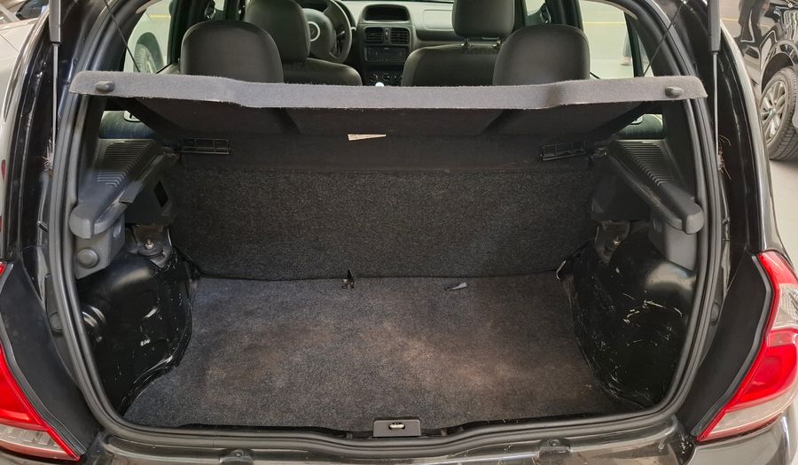 Renault Clio 1.1 DYNAMIQUE Hatchback 2015