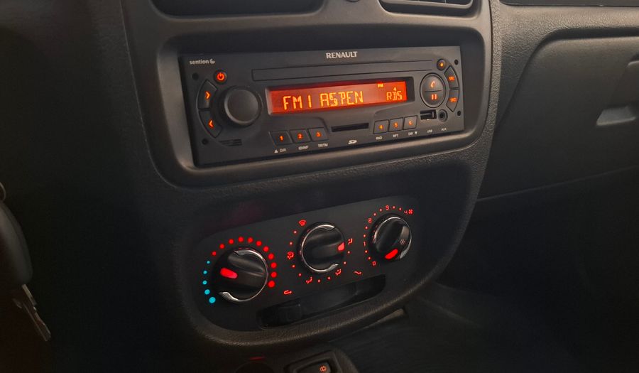 Renault Clio 1.1 DYNAMIQUE Hatchback 2015