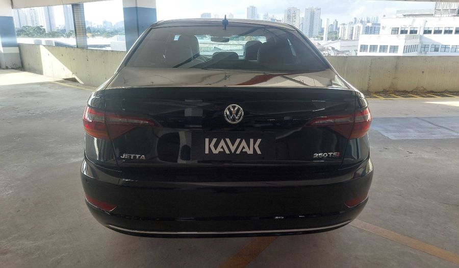 Volkswagen Jetta 250 TSI TOTAL COMFORTLINE Sedan 2018