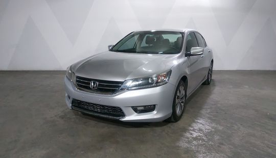 Honda • Accord