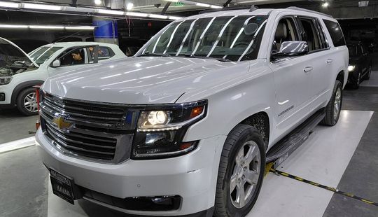 Chevrolet • Suburban