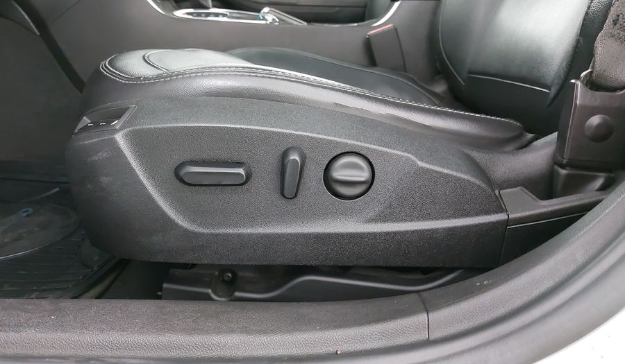 Chevrolet Malibu 2.0 G LTZ TURBO NAV AT Sedan 2015