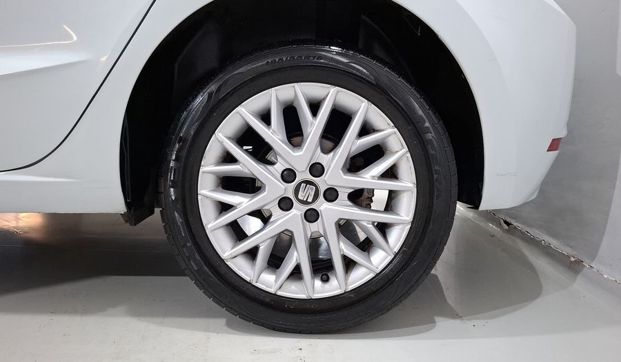 Seat Ibiza 1.6 STYLE AUTO Hatchback 2021