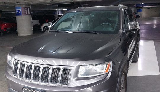 Jeep • Grand Cherokee