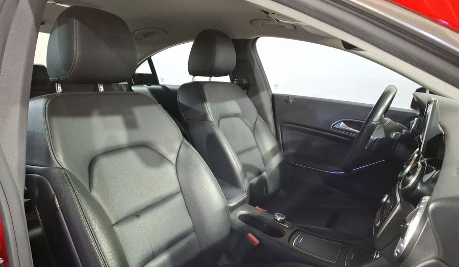 Mercedes Benz Clase Cla 1.6 CLA 200 SPORT DCT Coupe 2019