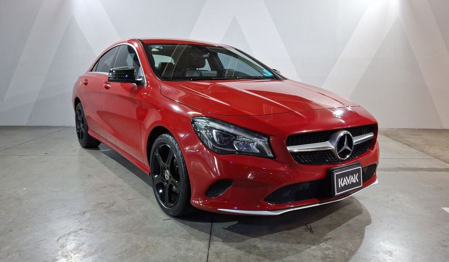 Mercedes Benz Clase Cla 1.6 CLA 200 SPORT DCT Coupe 2019