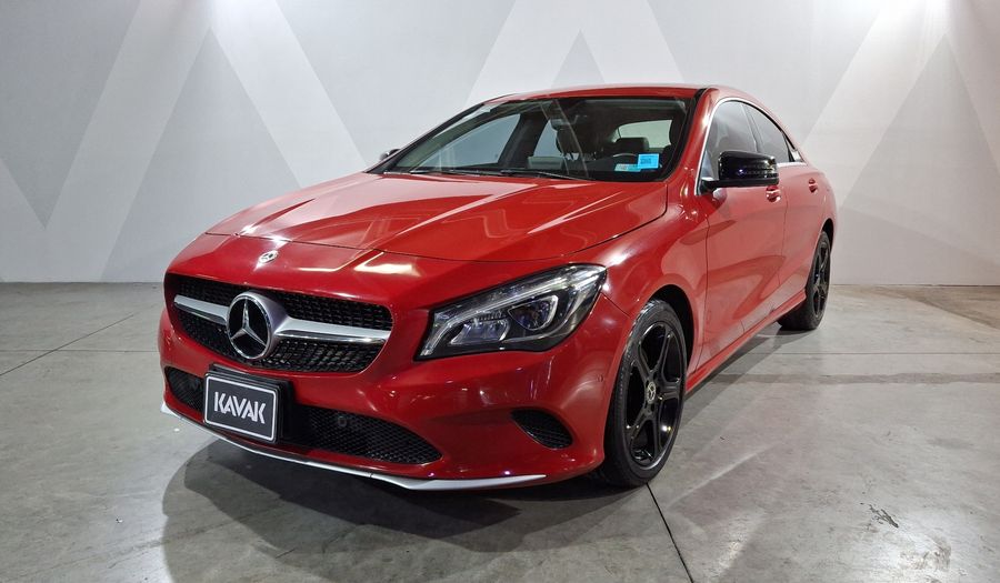 Mercedes Benz Clase Cla 1.6 CLA 200 SPORT DCT Coupe 2019