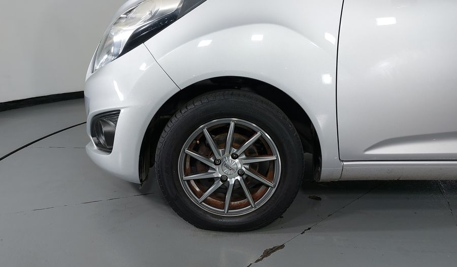 Chevrolet Spark 1.2 LT B MT Hatchback 2015
