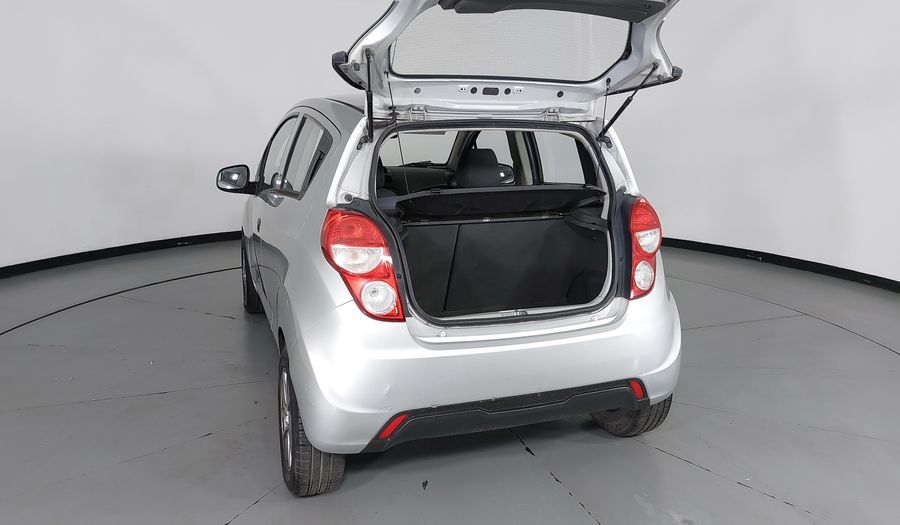 Chevrolet Spark 1.2 LT B MT Hatchback 2015