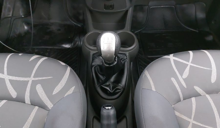 Chevrolet Spark 1.2 LT B MT Hatchback 2015