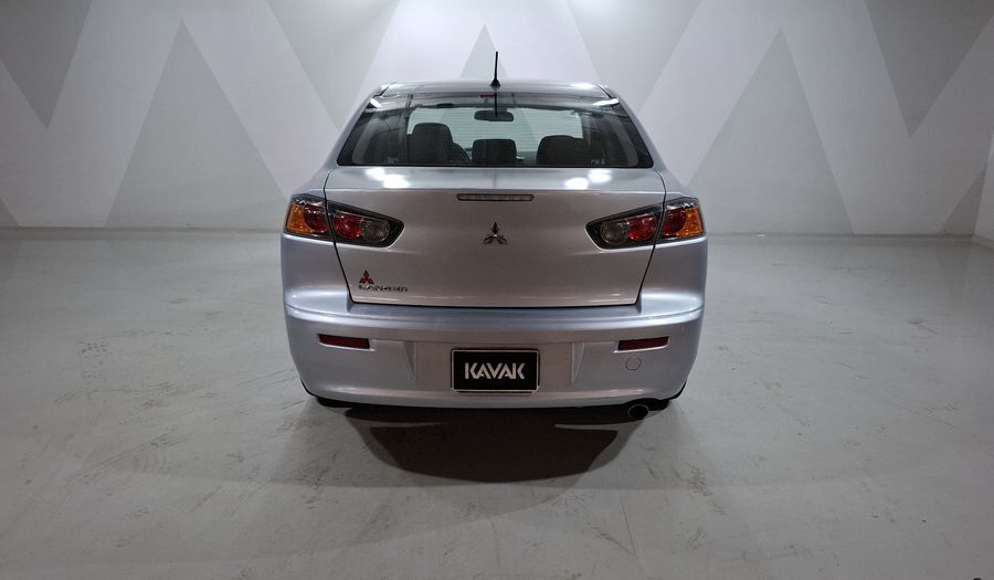 Mitsubishi Lancer 2.0 ES CVT Sedan 2015