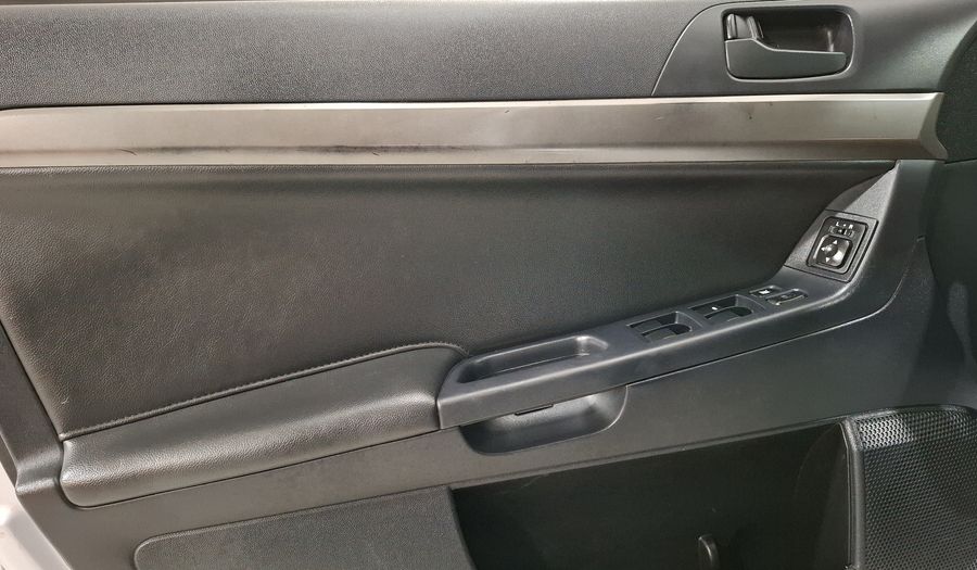 Mitsubishi Lancer 2.0 ES CVT Sedan 2015