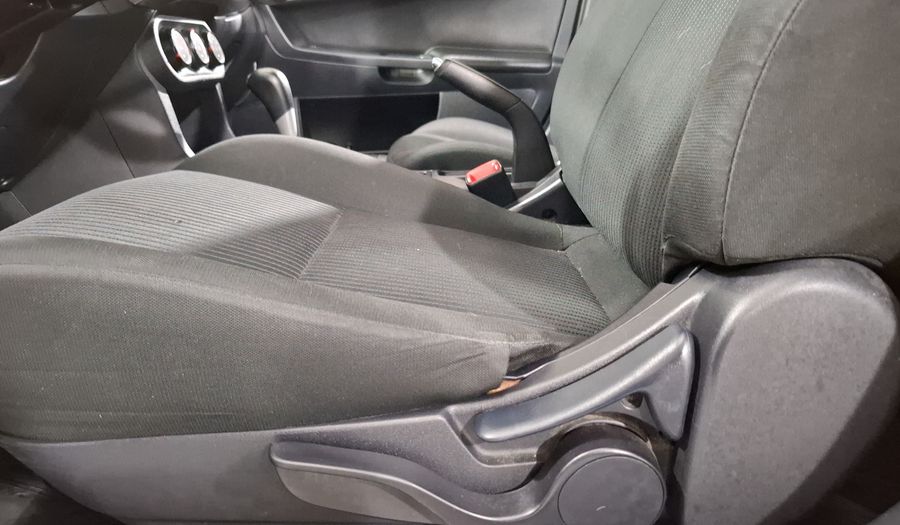 Mitsubishi Lancer 2.0 ES CVT Sedan 2015